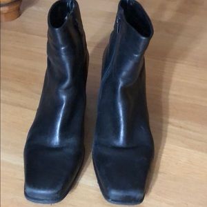 Classic leather black zip booties